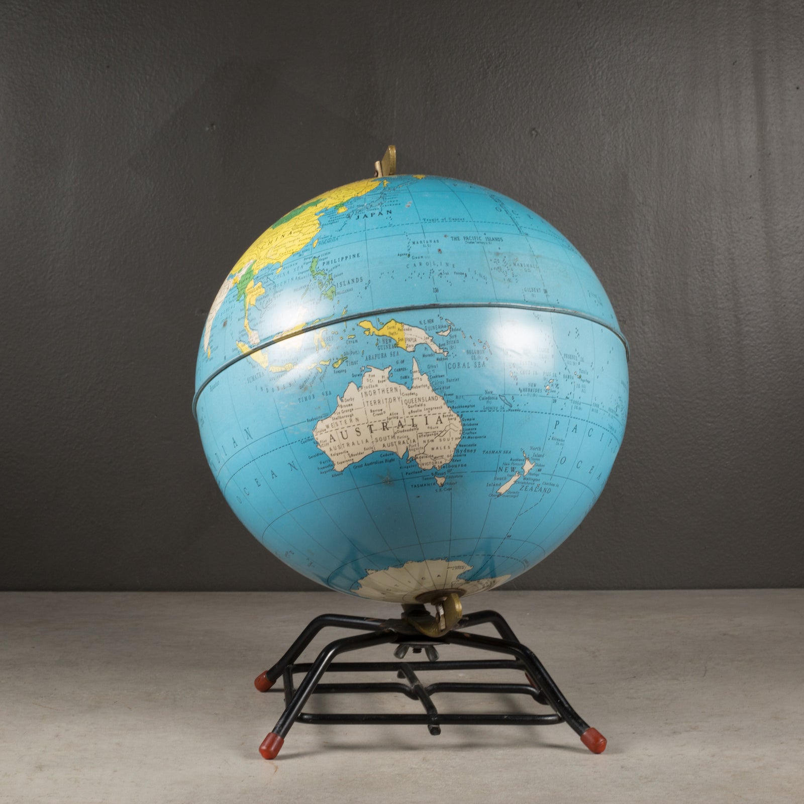 midcentury-metal-globe-