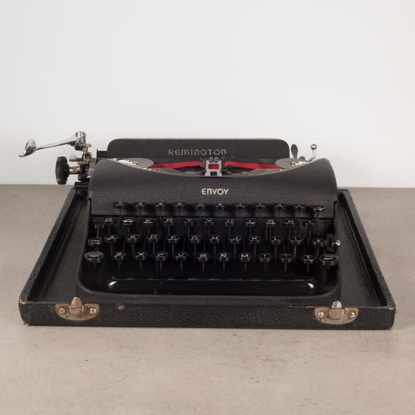 Antique Refurbished Remington Envoy Portable Typewriter c.1942