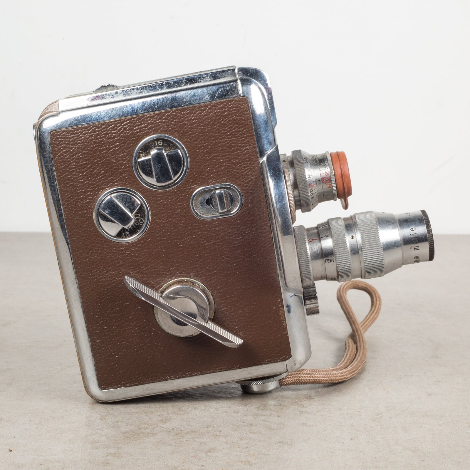 1947 revere 8 movie camera outlet