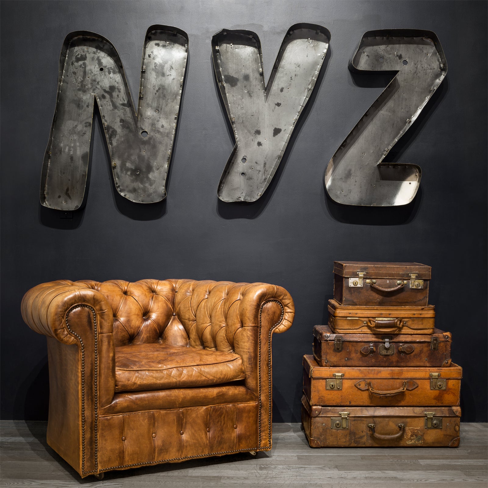 old maison chair ② Early 20th c. Tufted Leather Club Chair c.1950 | S16 Home