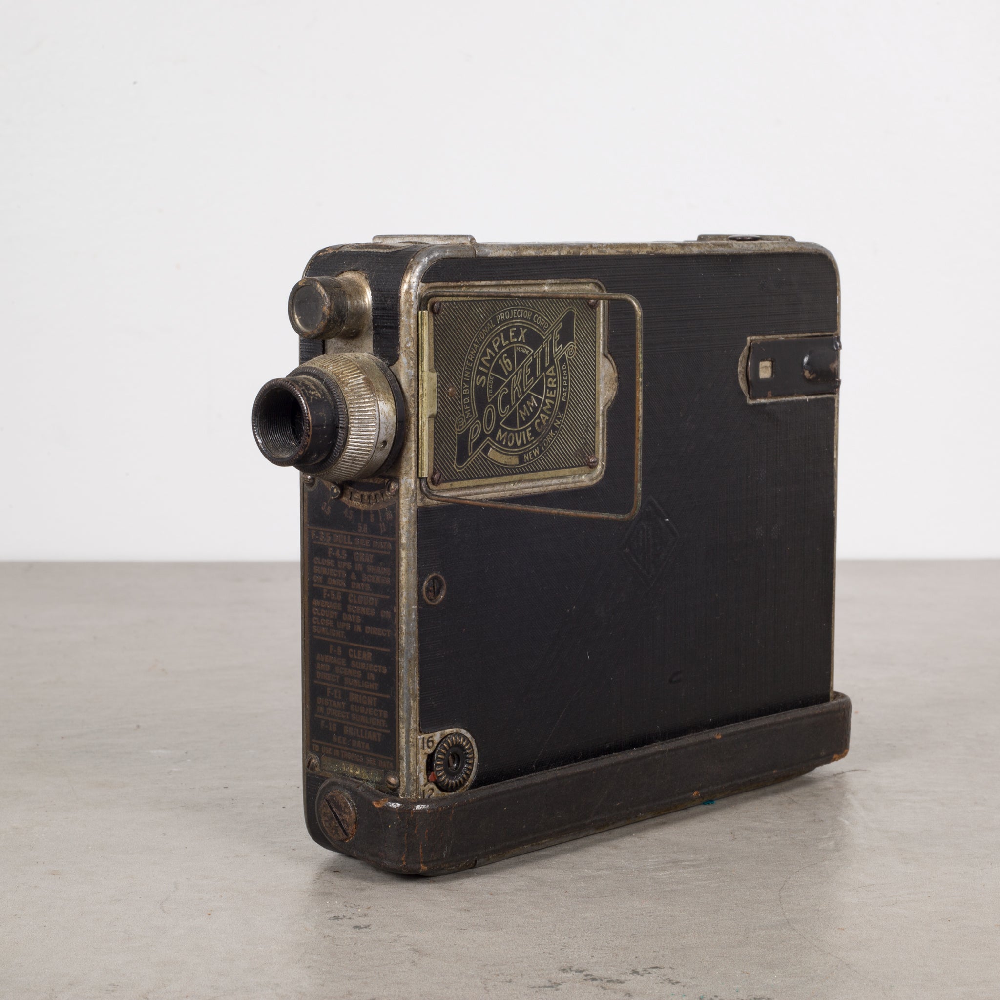 Simplex Camera Simplex 16mm Pockette Movie Camera c.1930s | S16 Home