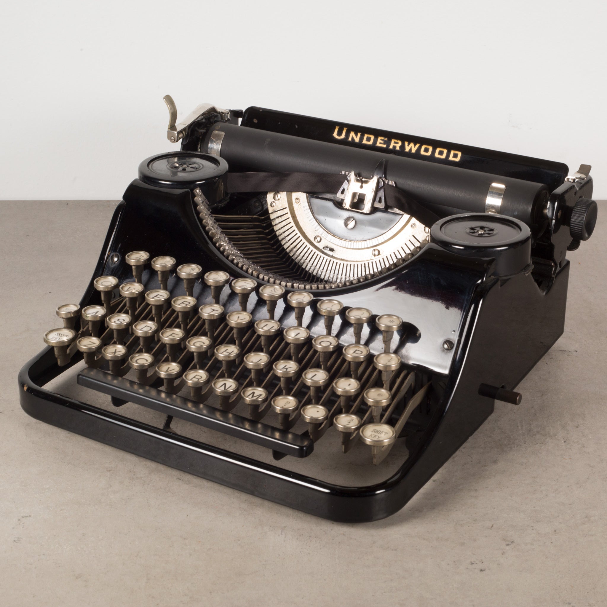 Antique 1940s Underwood DeLuxe Leader Portable Typewriter