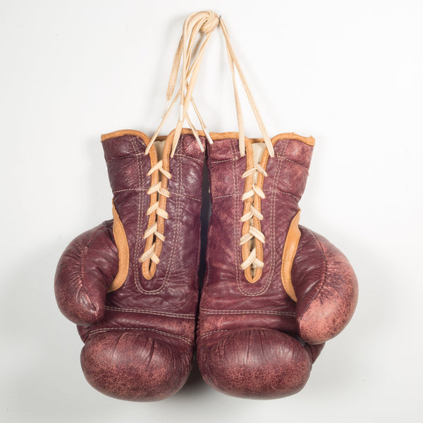 Vintage Leather Everlast Boxing Gloves c.1960