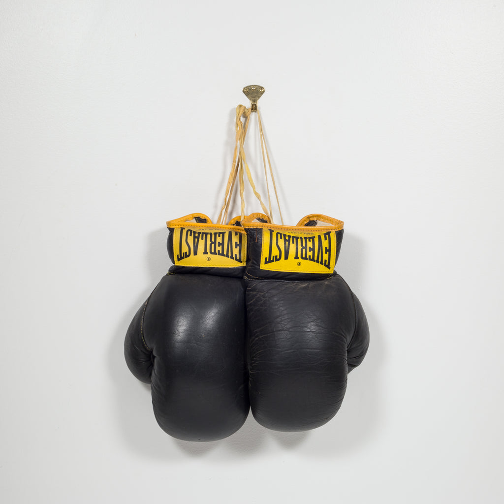 Leather Everlast #14 Boxing Gloves, circa 1960s – S16 Home