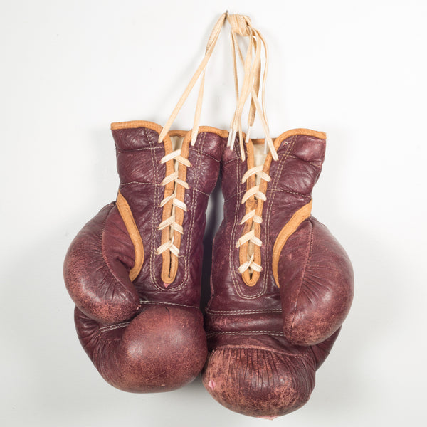 Vintage Leather Everlast Boxing Gloves c.1960