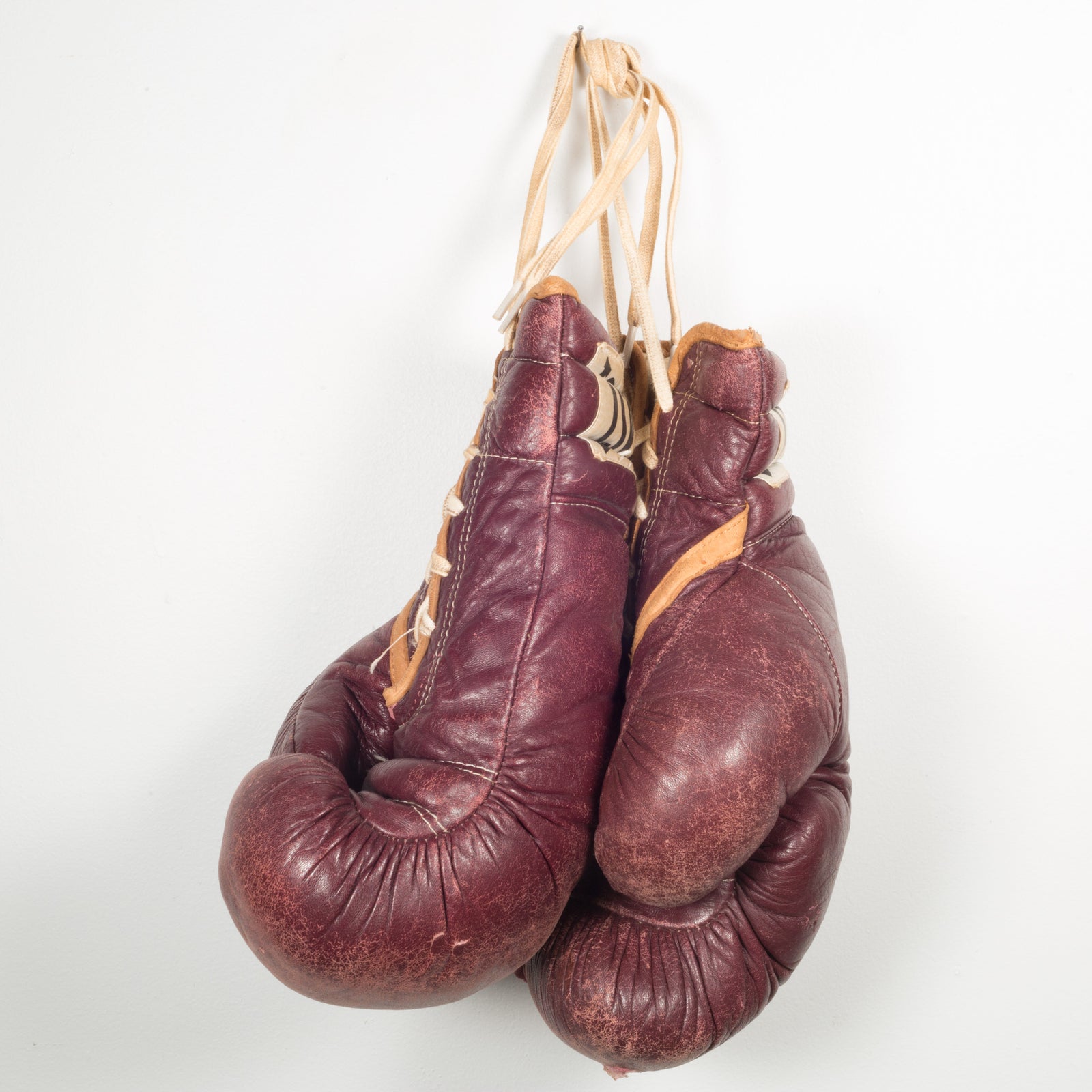 VINTAGE EVERLAST BOXING GLOVES MADE IN USA PROTEX2 Evercool