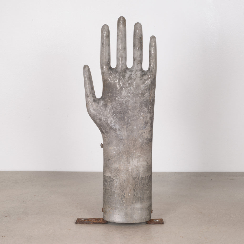 Mountable Aluminum Glove Mold c.1950 – S16 Home